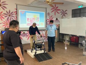 LINE_ALBUM_20211029六股社區宣導_211102_18