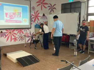 LINE_ALBUM_20211029六股社區宣導_211102_22
