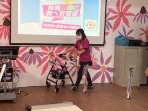 LINE_ALBUM_20211029六股社區宣導_211102_24